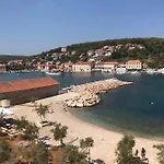 Sea View Apartment Near The Beach S2-Jelsa Center